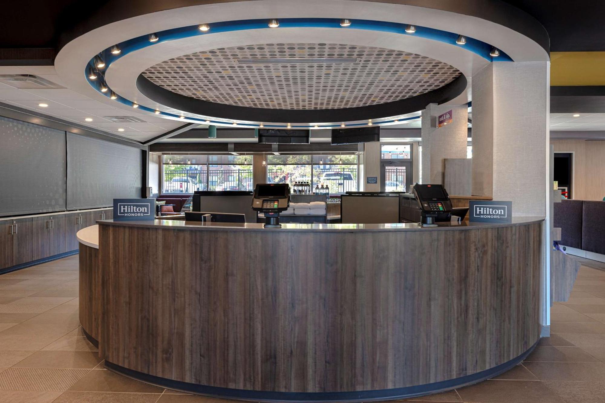 Tru By Hilton Atlanta Galleria Ballpark, Ga Smyrna Exterior photo