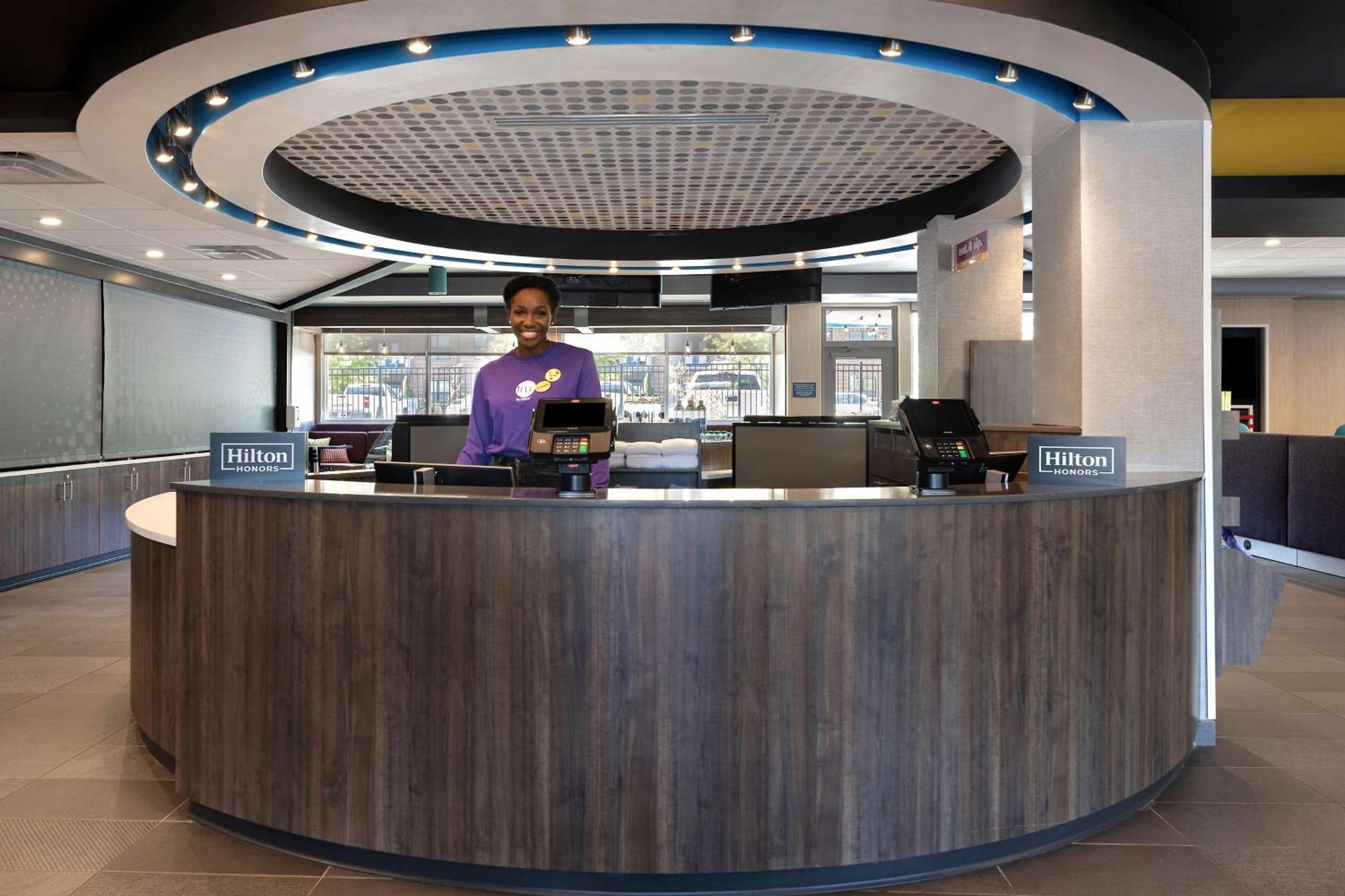Tru By Hilton Atlanta Galleria Ballpark, Ga Smyrna Exterior photo